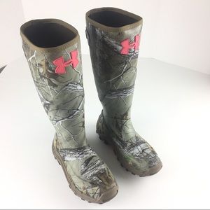 womens under armour camo boots